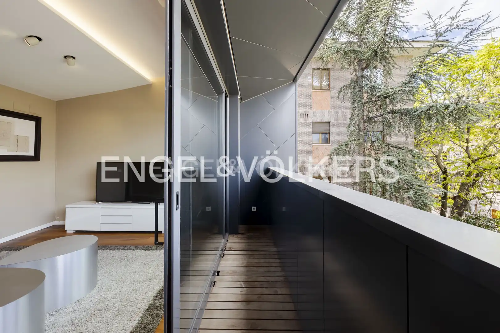 Balcony of Houses for sale in Madrid  with Air Conditioner, Heating and Terrace