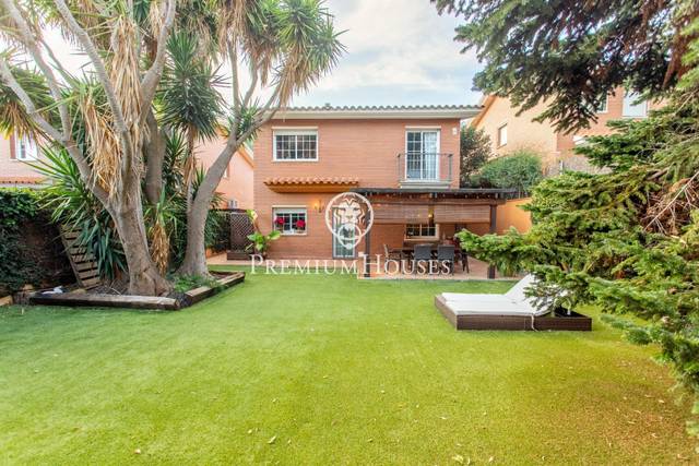 Casa-chalet en Venta en Cabrera de Mar