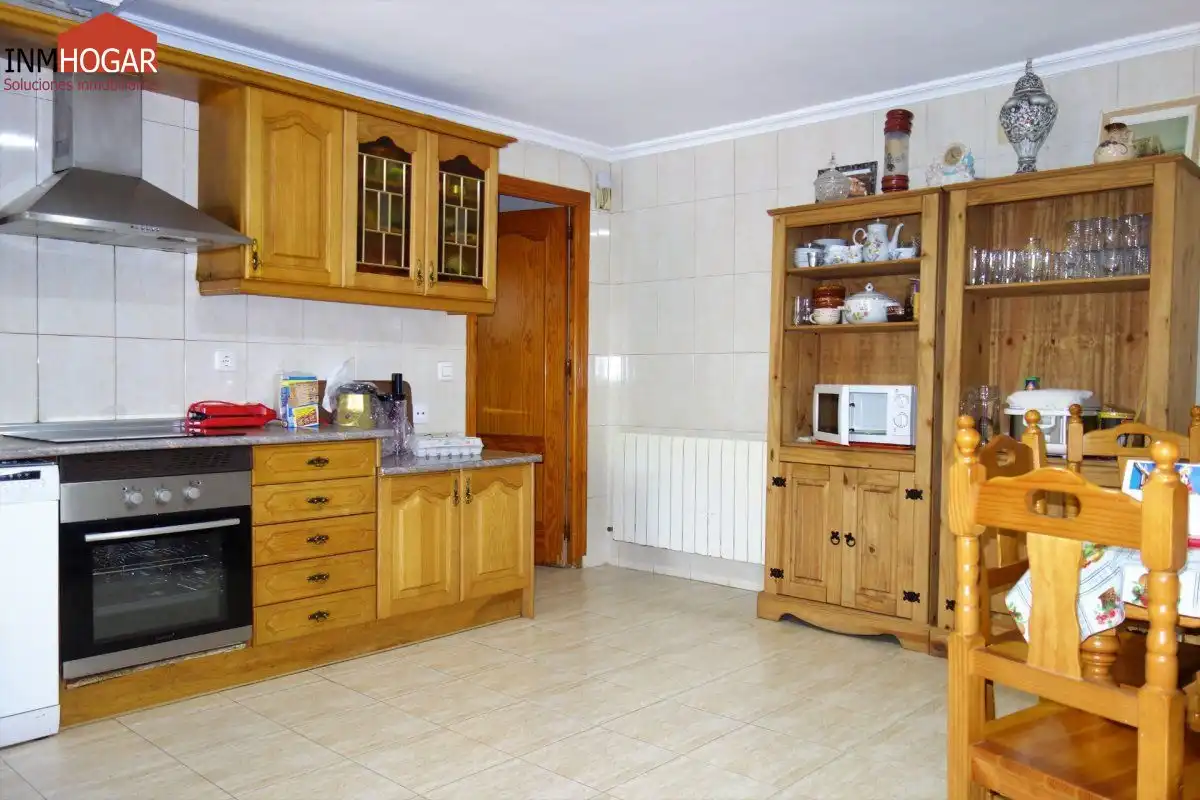 Küche von Country house zum Verkauf in Ávila mit Privatgarten, Terrasse und Abstellraum