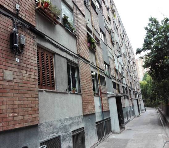 Piso en Venta en C/ Agudes en Ciutat Meridiana