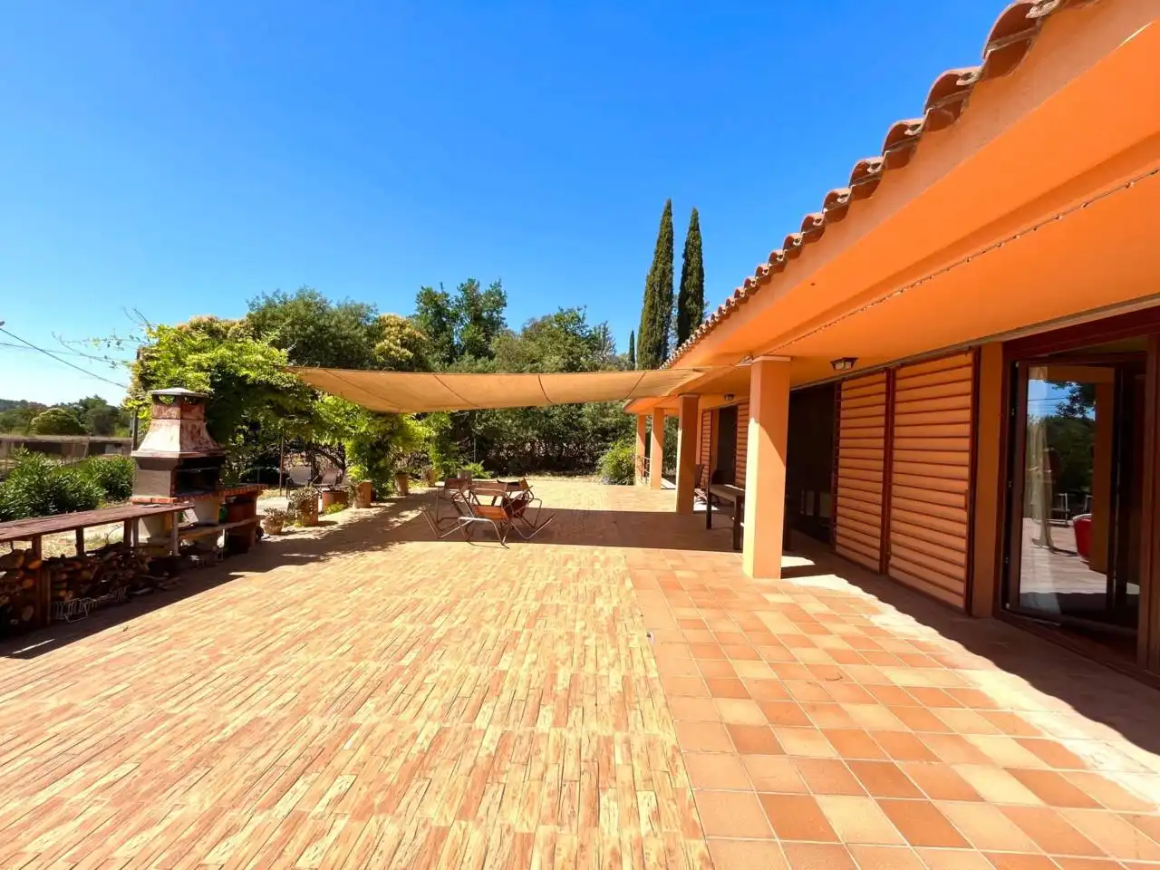 Terrasse von Haus oder Chalet zum Verkauf in Bescanó mit Klimaanlage, Heizung und Privatgarten