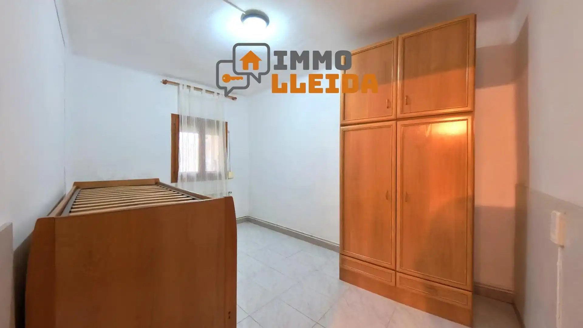 Habitación de Piso en venta en Artesa de Segre con Calefacción y Amueblado