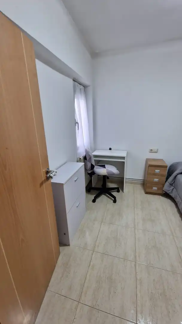 Habitación de Piso de alquiler en Salamanca con Calefacción y Amueblado