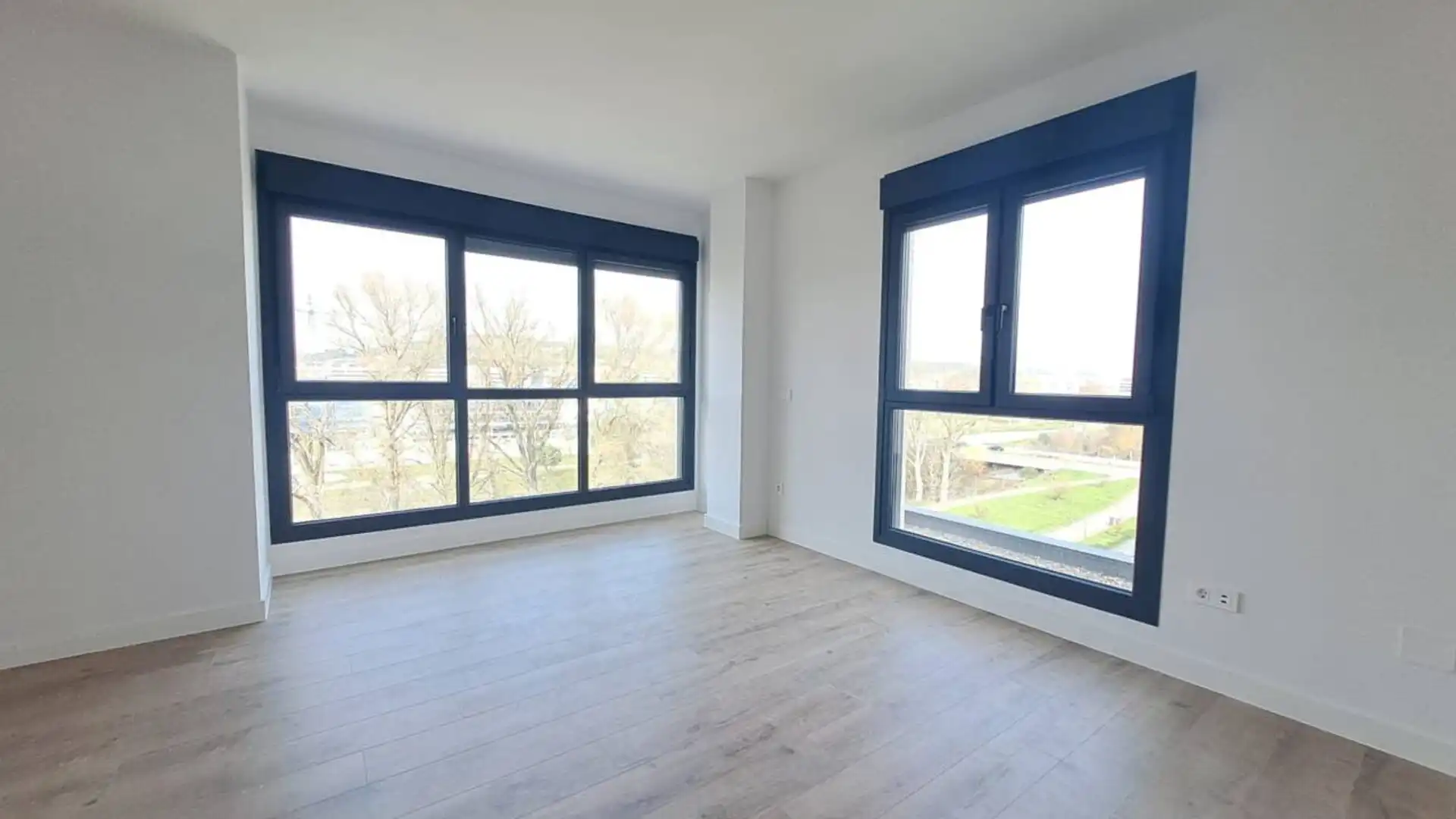 Bedroom of Flat for sale in Burgos Capital  with Heating, Parquet flooring and Terrace