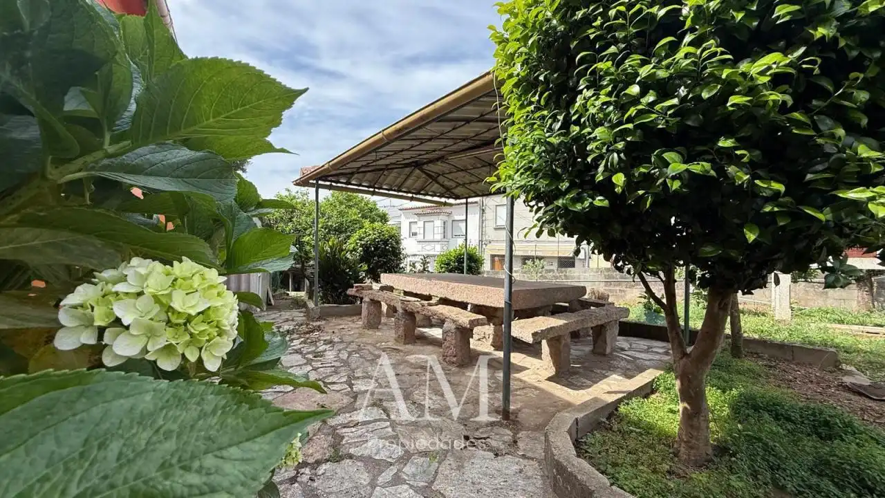Terraza de Casa adosada en venta en Vigo  con Calefacción, Jardín privado y Trastero