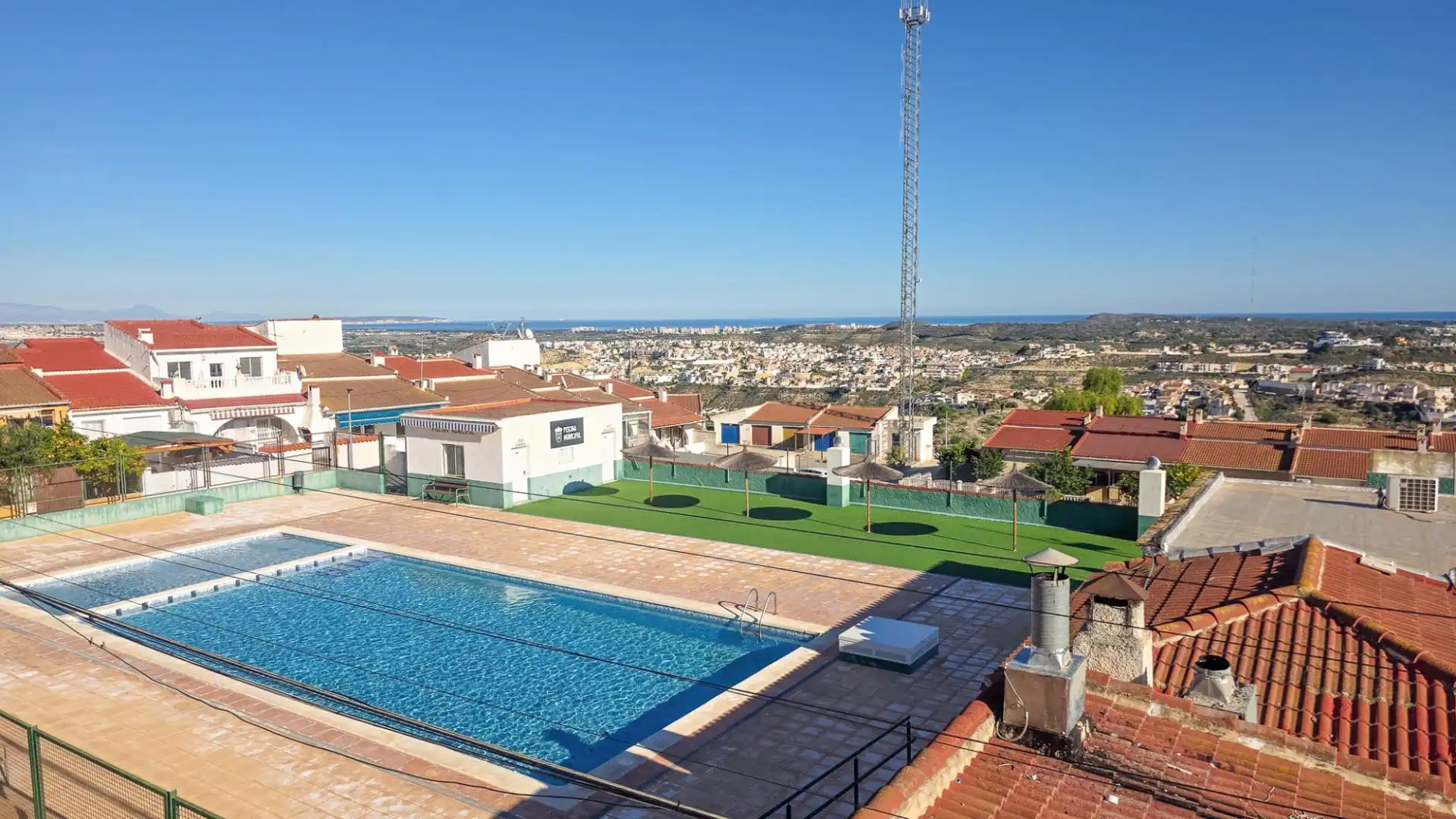 Piscina de Apartament en venda en Rojales amb Aire condicionat i Moblat