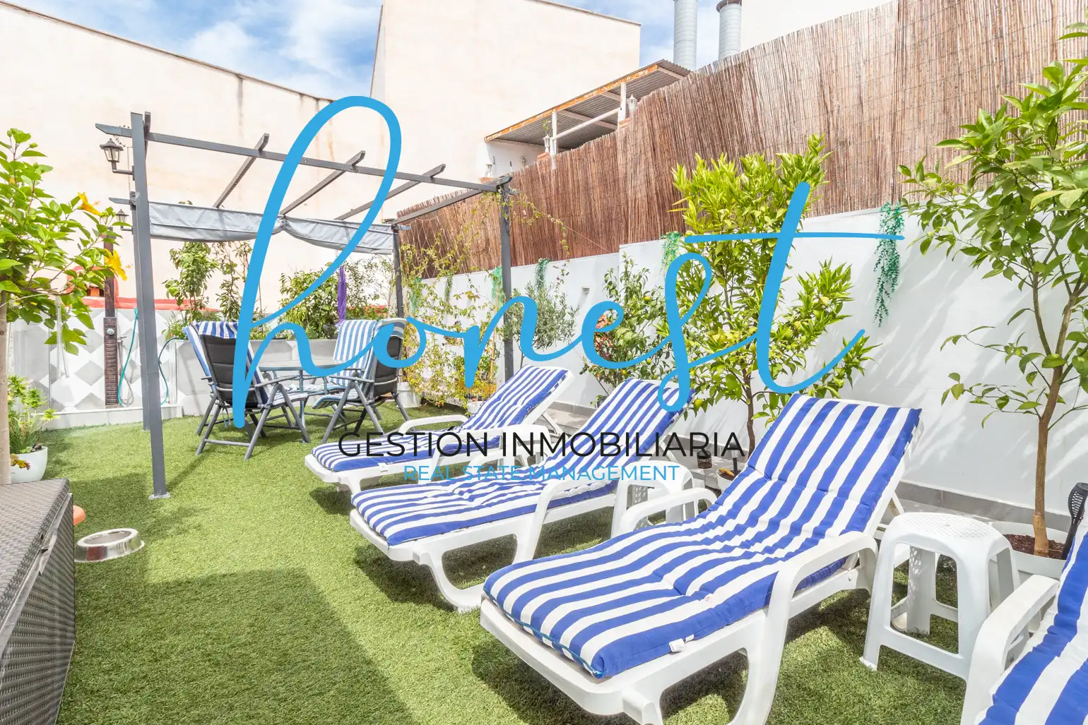 Terrace of Houses for sale in Torremolinos  with Air Conditioner and Furnished