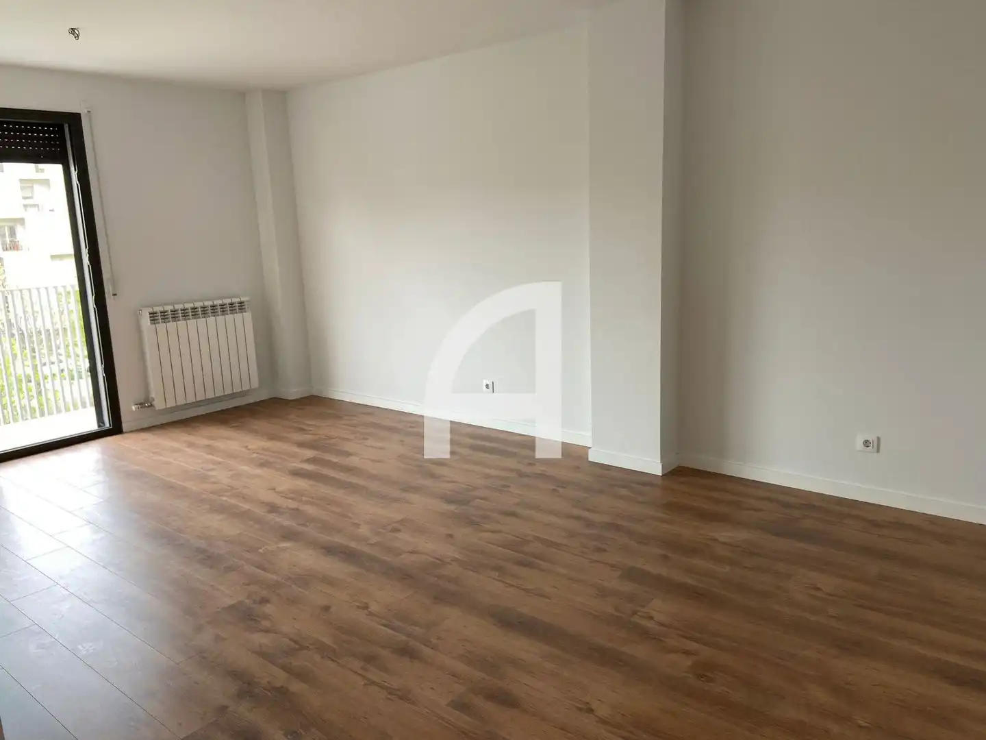 Habitación de Piso en venta en Terrassa con Aire acondicionado, Calefacción y Terraza