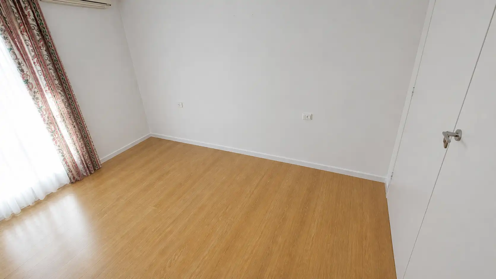 Wohnung zum Verkauf in Vilafranca del Penedès mit Klimaanlage, Heizung und Parkett