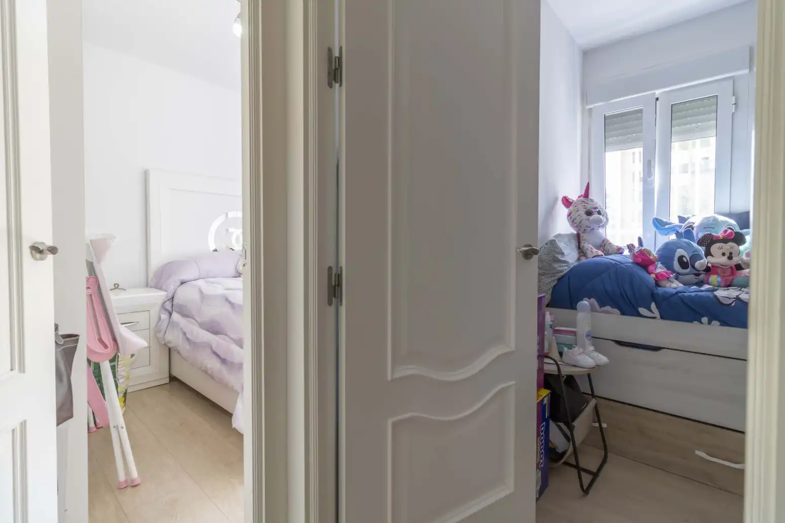 Habitación de Piso en venta en Sevilla con Aire acondicionado, Jardín privado y Piscina
