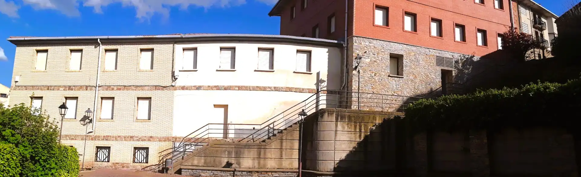 Vista exterior de Nave industrial en venta en San Pedro Manrique con Calefacción