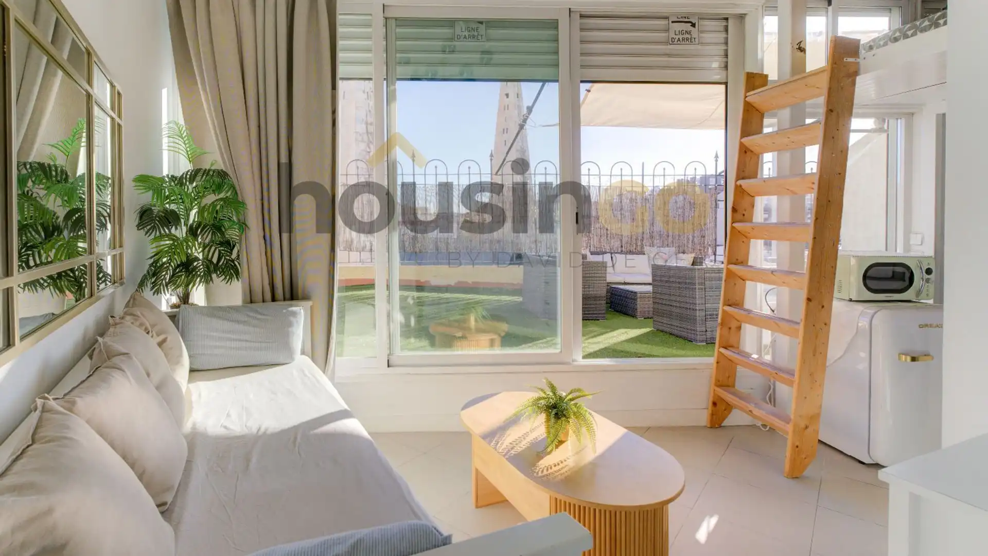 Habitación de Ático de alquiler en  Madrid Capital con Aire acondicionado, Calefacción y Amueblado