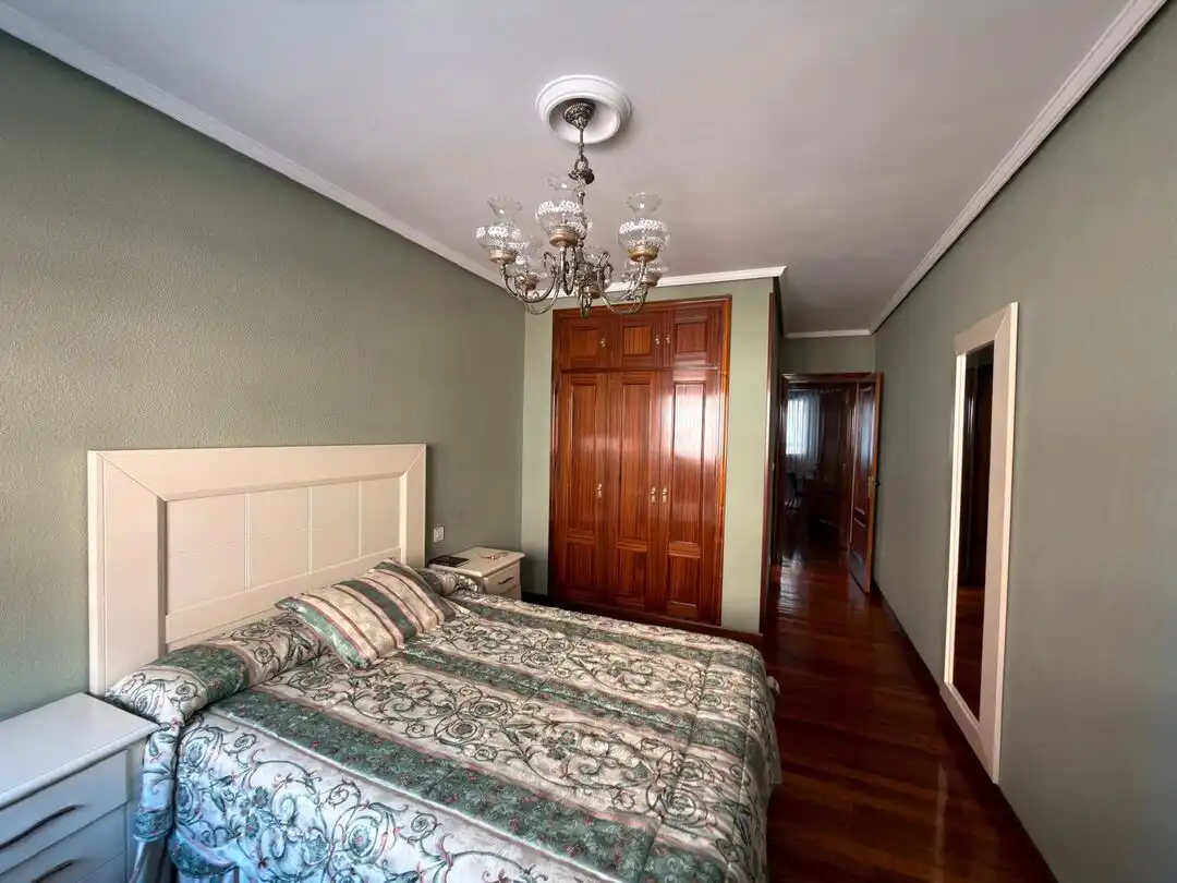Schlafzimmer von Wohnung zur Miete in Galdakao mit Heizung