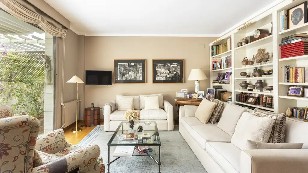 Wohnzimmer von Wohnungen zum Verkauf in Barcelona mit Klimaanlage, Heizung und Parkett