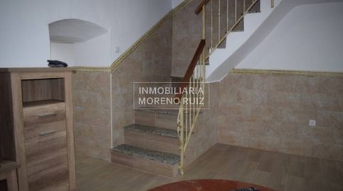 CASA CERCA DEL LLANO CON PATIO Y COCHERA., immagine 4