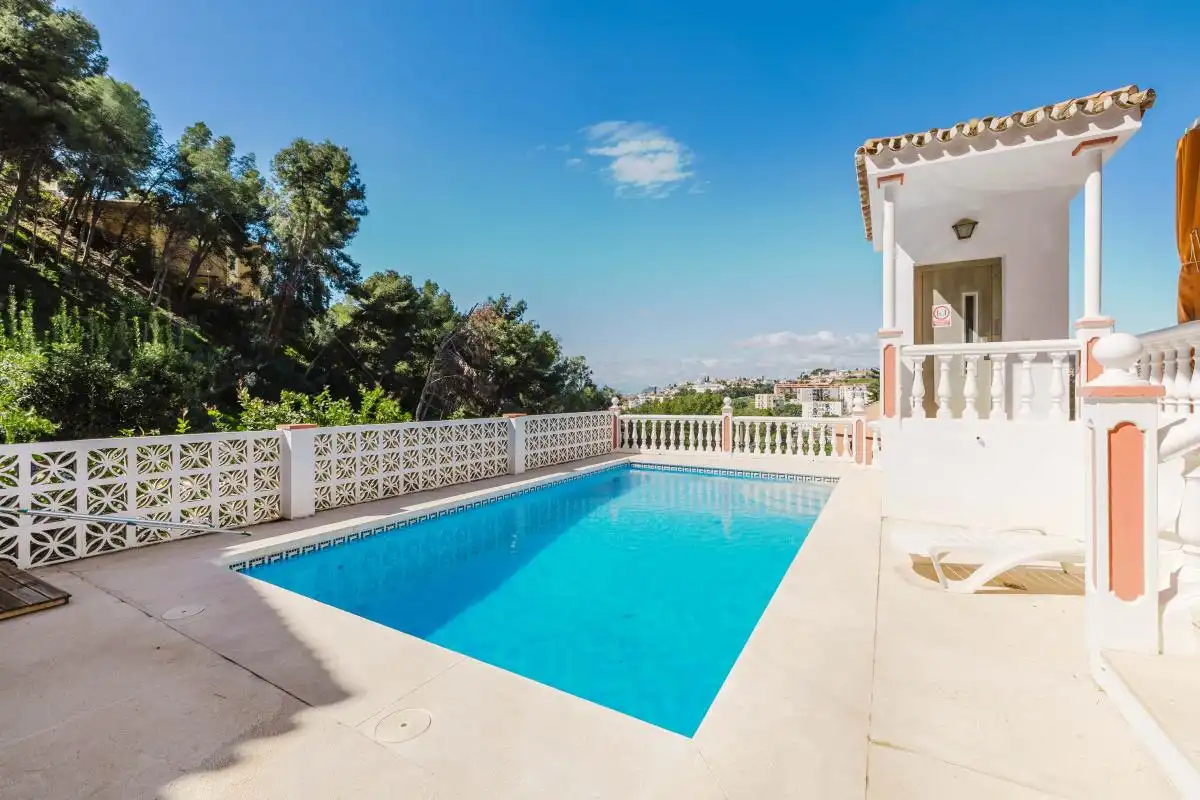 Swimming pool of Houses for sale in Málaga  with Air Conditioner, Heating and Private garden