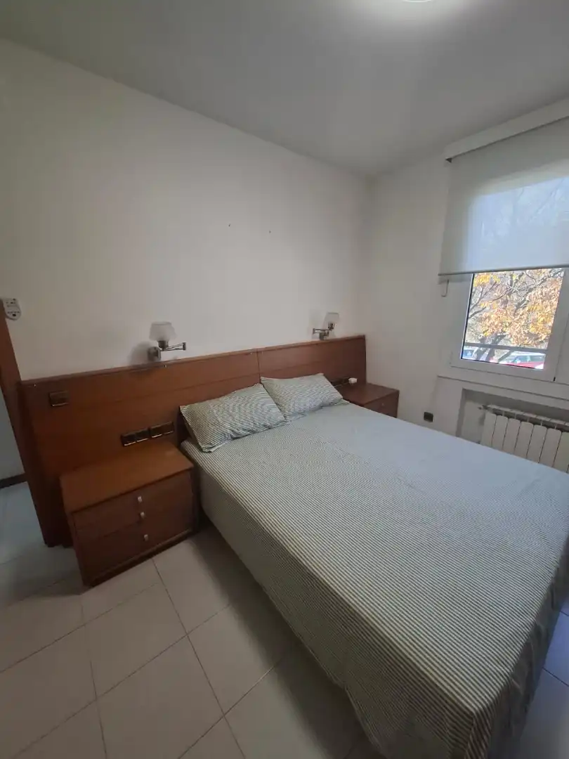 Habitación de Casa adosada en venta en Sabadell con Aire acondicionado, Calefacción y Terraza