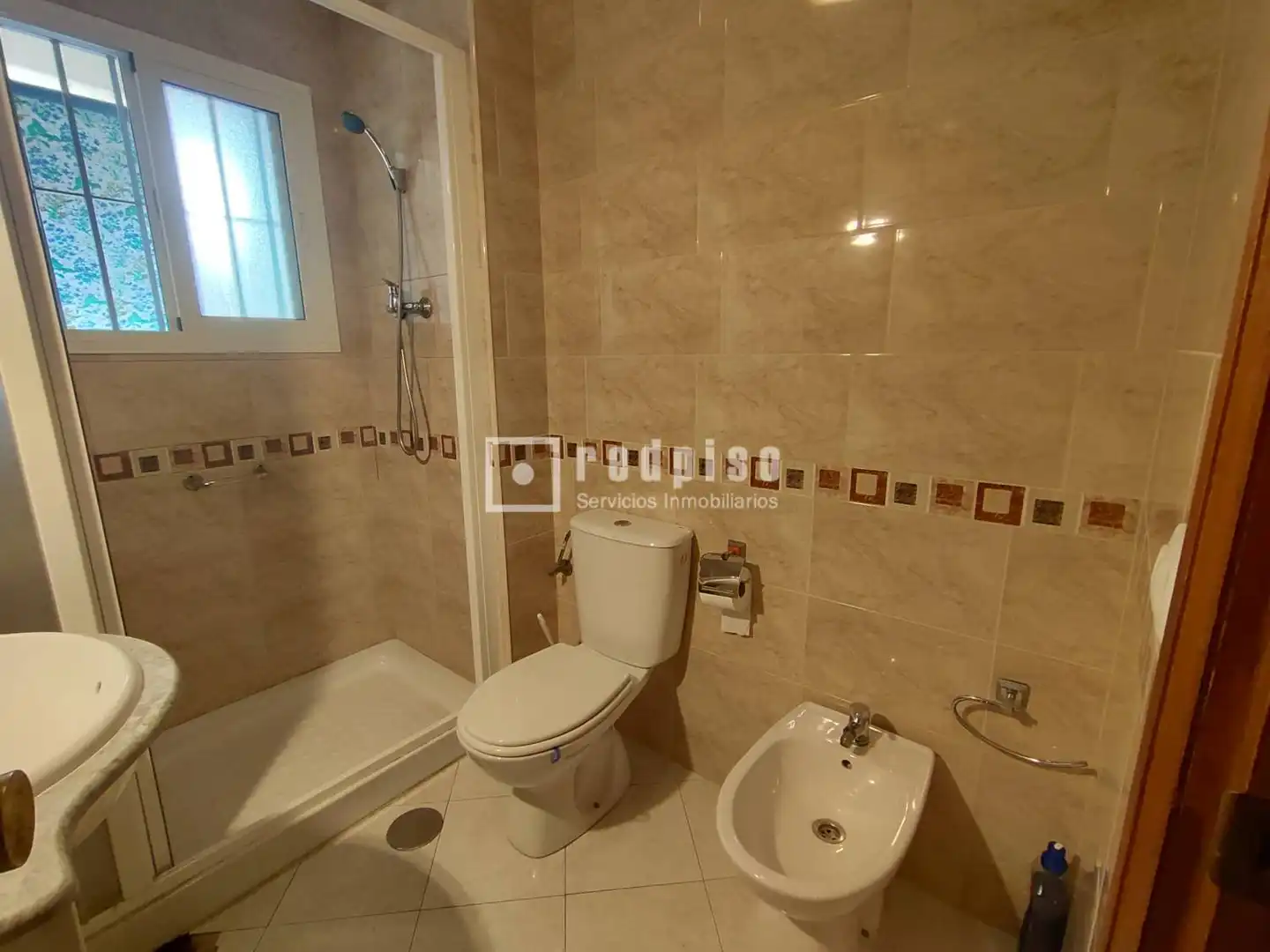 Bathroom of Flat for rent in Rincón de la Victoria  with Furnished
