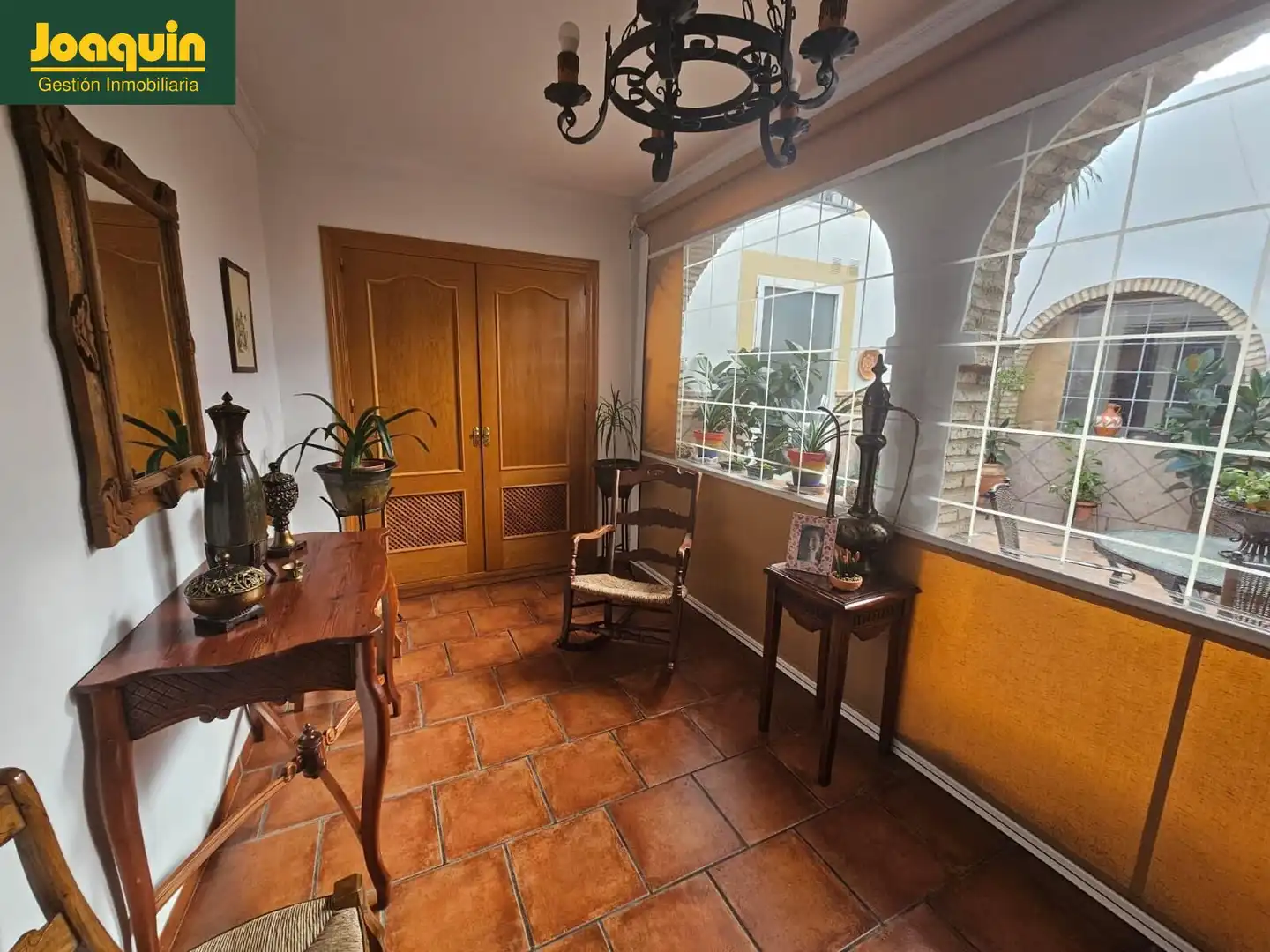 Casa amb terrassa en venda a Centro