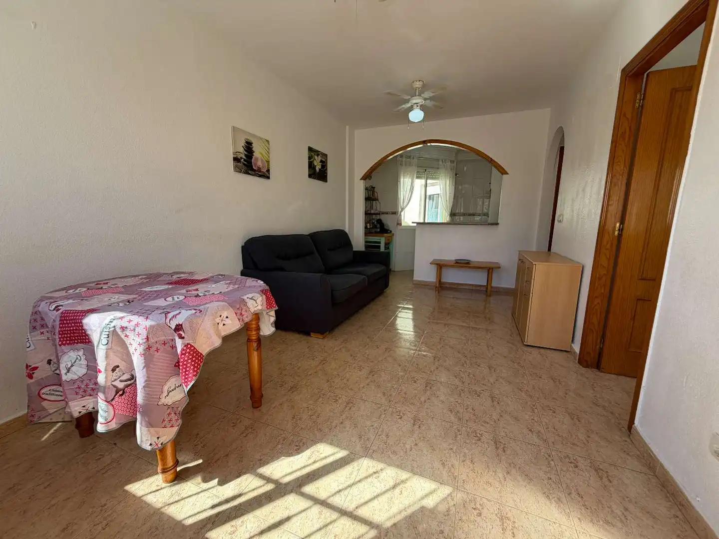Sala de estar de Apartamento en venta en Orihuela con Piscina y Amueblado