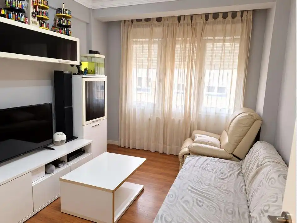 Living room of Flat for sale in Covadonga - Campuzano - Ciudad Vergel