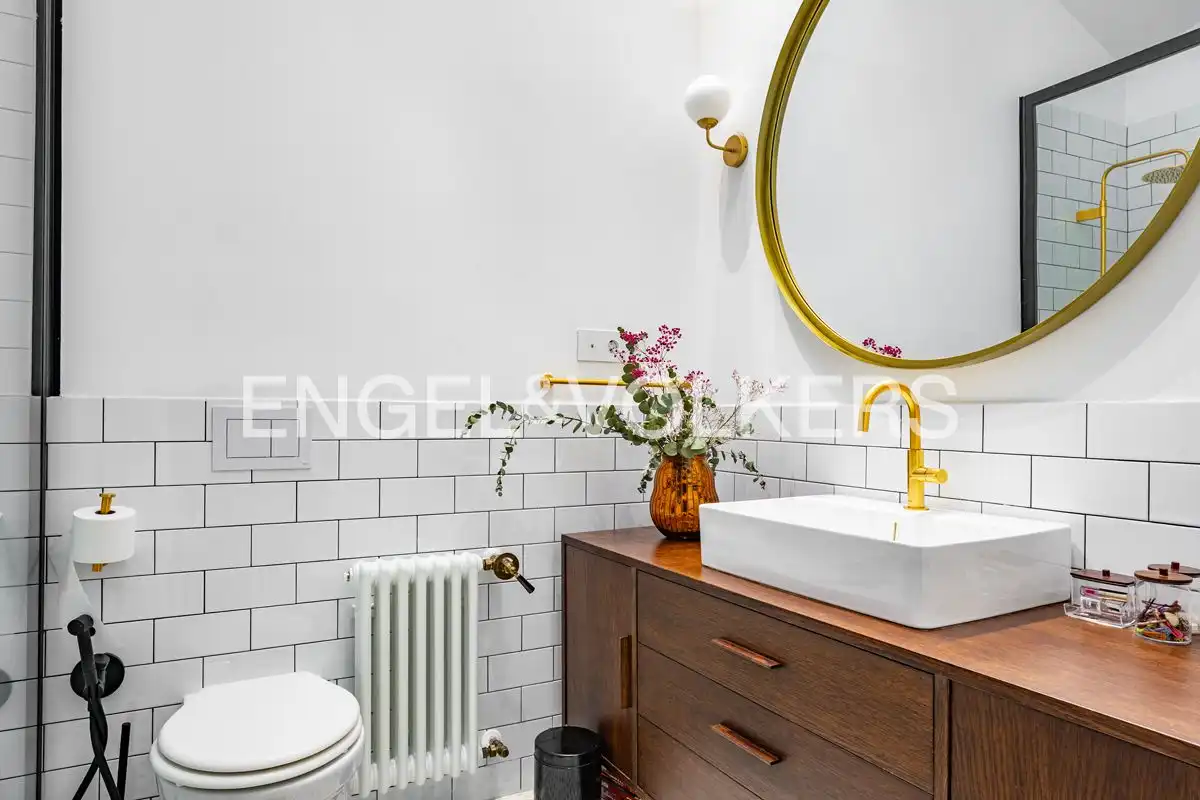 Baño de Piso en venta en Gijón  con Calefacción