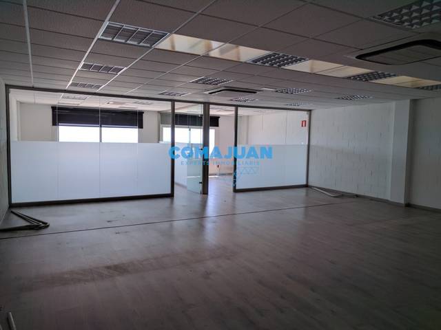Nave industrial en Venta en Premià de Dalt
