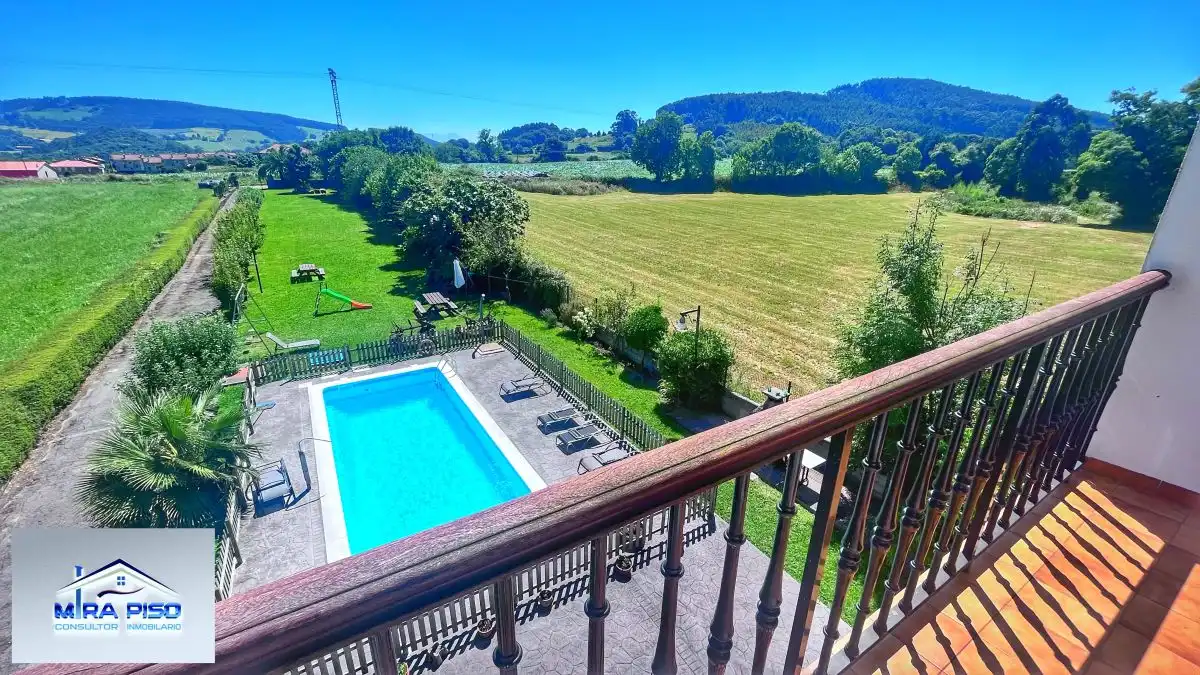 Schwimmbecken von Country house zum Verkauf in Arnuero mit Heizung, Terrasse und Abstellraum