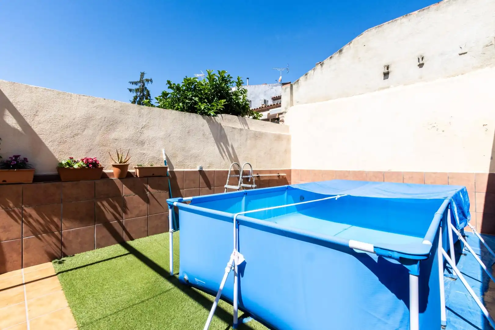Piscina de Casa adosada en venta en Sentmenat con Aire acondicionado, Calefacción y Terraza