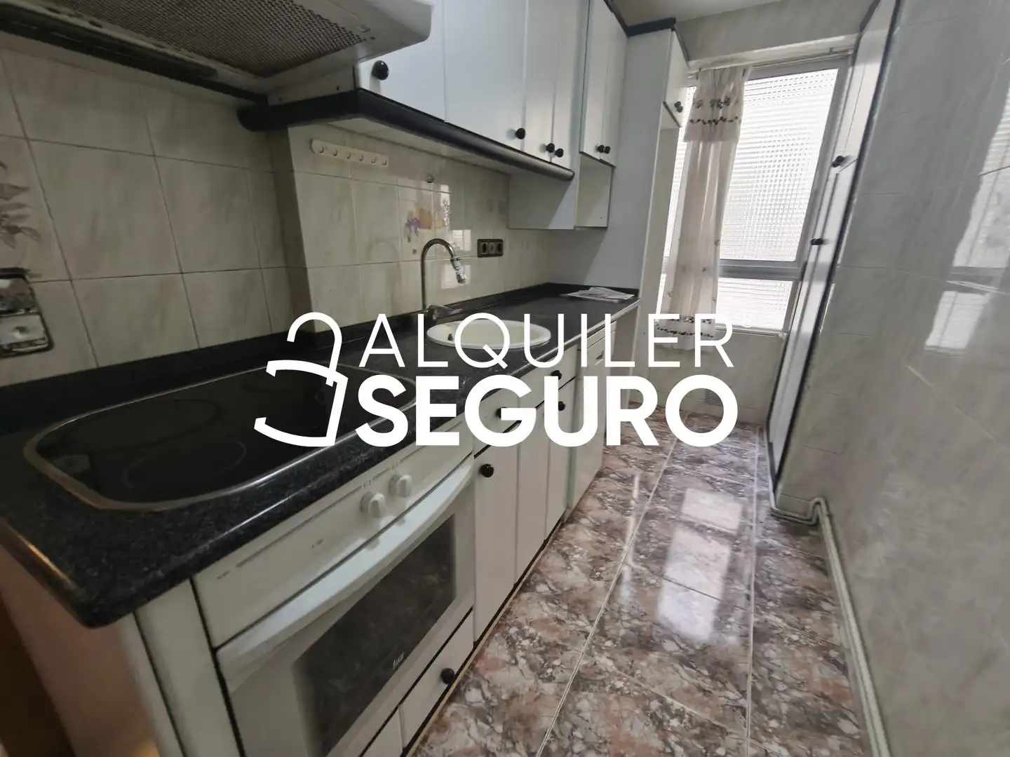 Piso de alquiler en Delicias, Barrio de Delicias