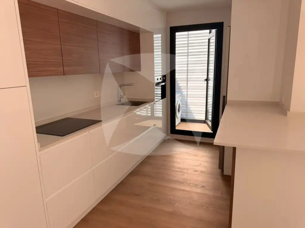 Cuina de Pis de lloguer en Badajoz amb Aire condicionat, Jardí privat i Terrassa
