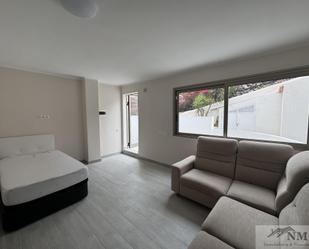 Dormitori de Apartament en venda en Adeje amb Terrassa