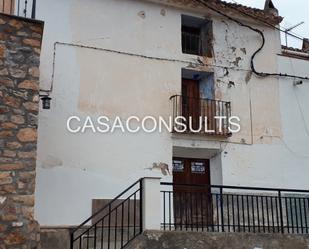 Vista exterior de Casa o xalet en venda en Castillo de Villamalefa amb Terrassa