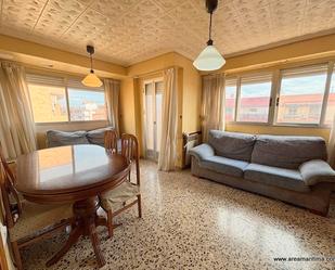 Living room of Flat for sale in  Valencia Capital  with Furnished, Oven and Washing machine