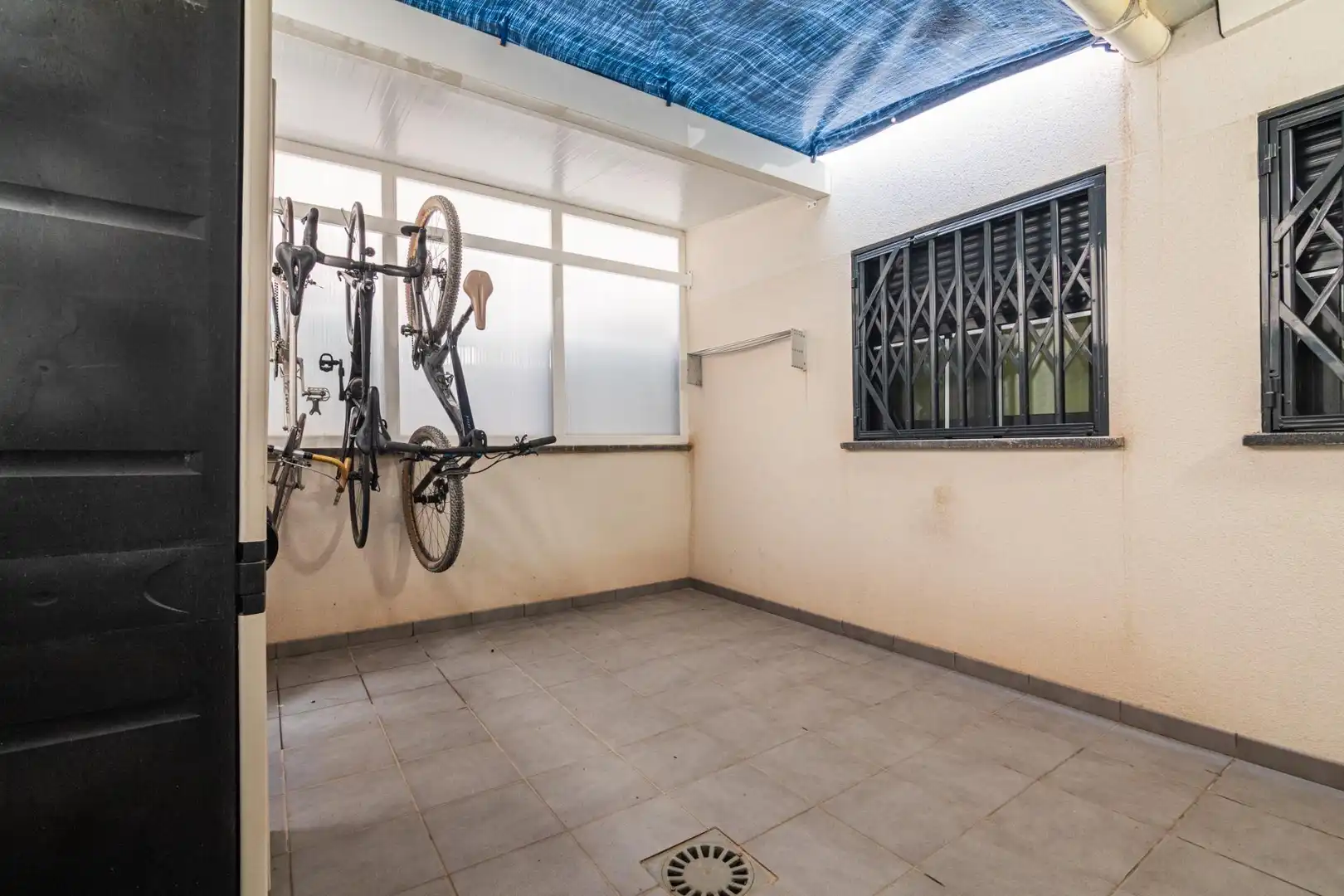 Terrassa de Planta baixa en venda en Crevillent amb Aire condicionat, Calefacció i Piscina comunitària