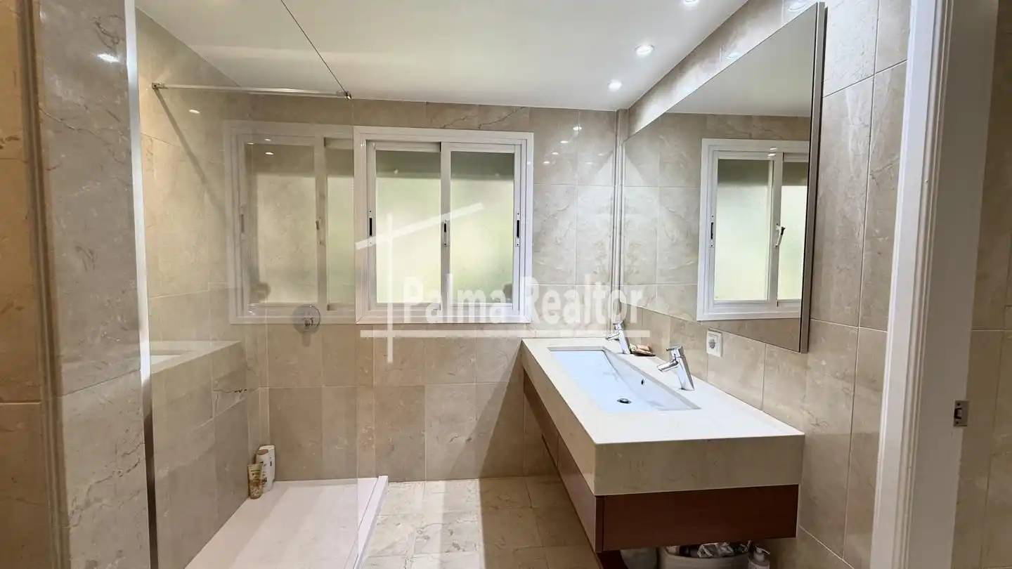 Bany de Dúplex en venda en  Palma de Mallorca amb Aire condicionat, Calefacció i Jardí privat