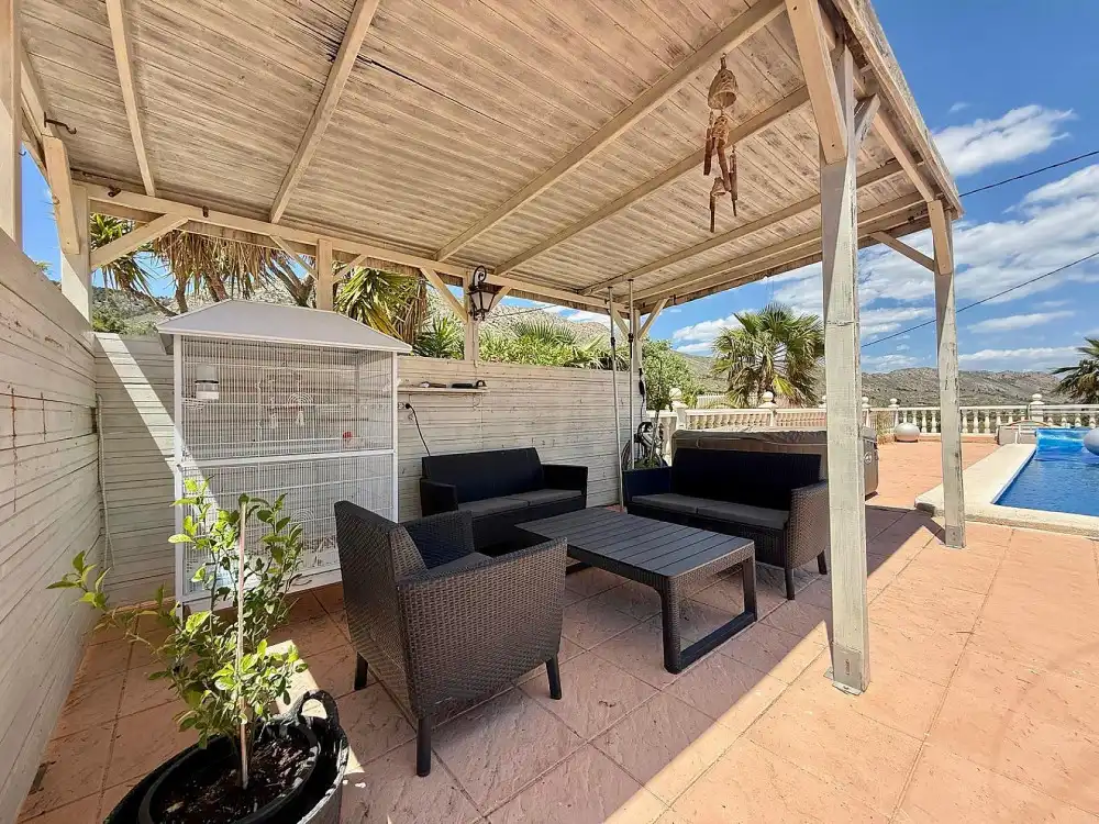 Terrassa de Casa o xalet en venda en La Romana amb Aire condicionat