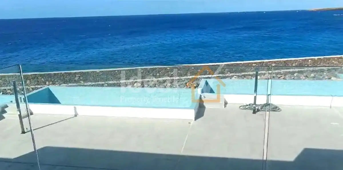 Apartment with pool for sale in Costa del Silencio, imagen 3