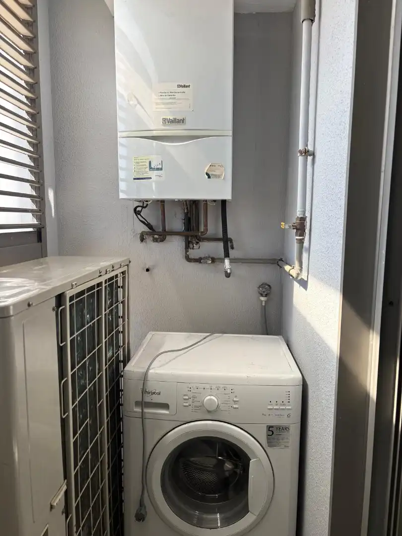 Balcony of Flat for rent in Madrid  with Air Conditioner, Heating and Storage room