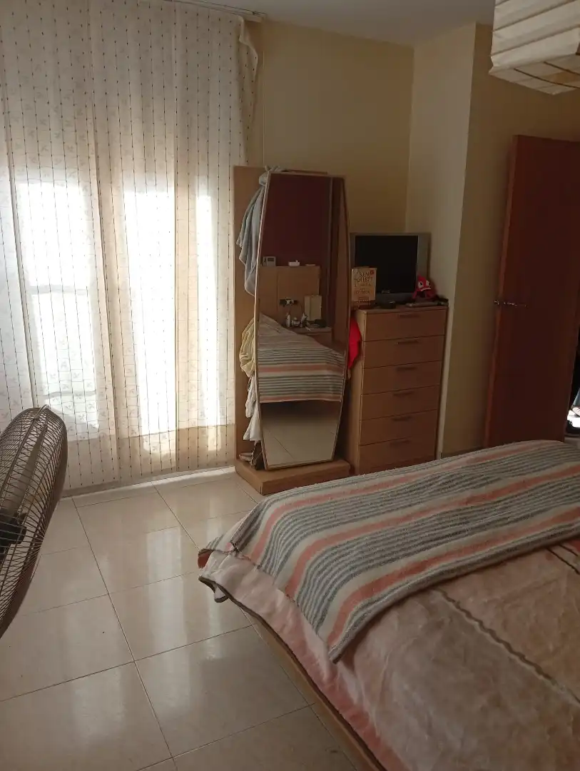 Dormitori de Casa adosada en venda en L'Aldea amb Aire condicionat, Calefacció i Jardí privat