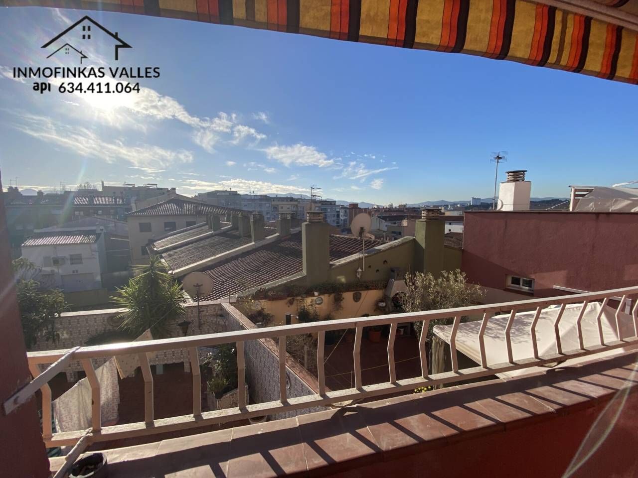Exterior view of Flat for sale in Mollet del Vallès  with Air Conditioner, Heating and Storage room