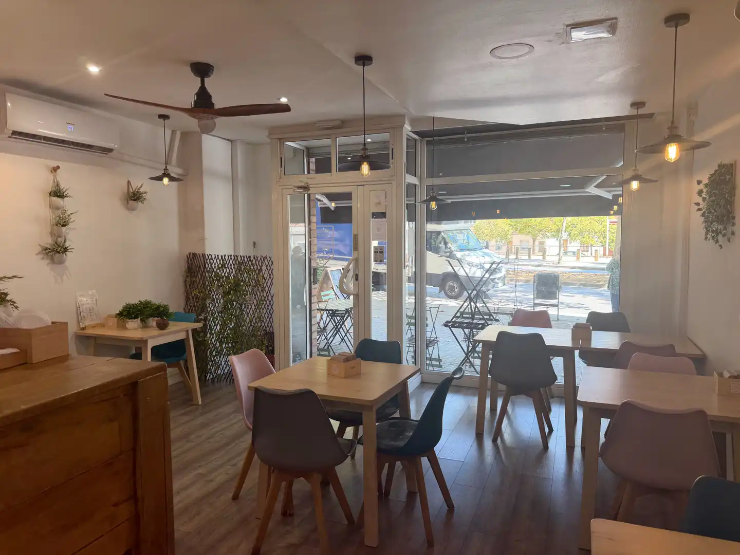 Local comercial en venda a Rambla de Sant Joan 99, imagen 4