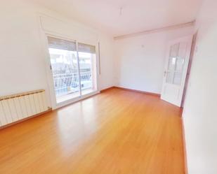 Living room of Flat for sale in Sabadell  with Heating, Terrace and Oven