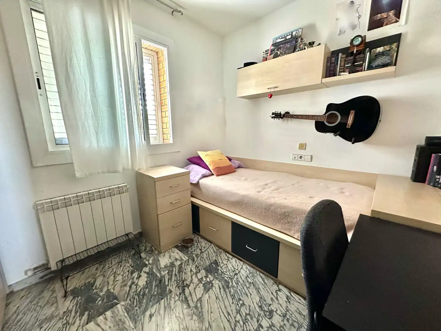 Bedroom of Detached homes for sale in Santa Coloma de Gramenet  with Air Conditioner, Heating and Terrace