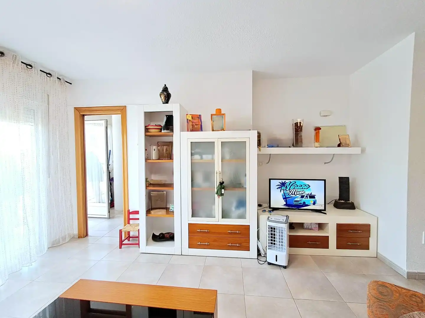 Sala de estar de Apartamento en venta en Águilas con Amueblado y Balcón