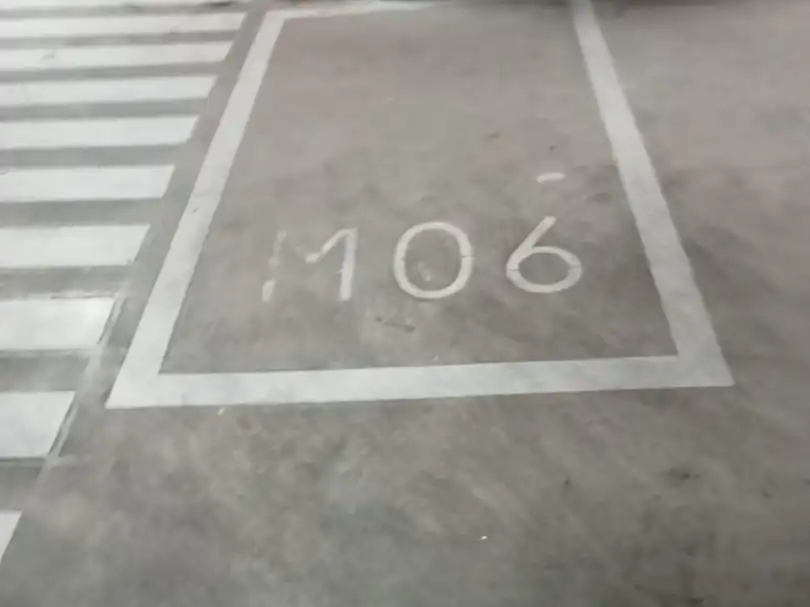 Aparcament de Garatge en venda en Madrid amb Alarma