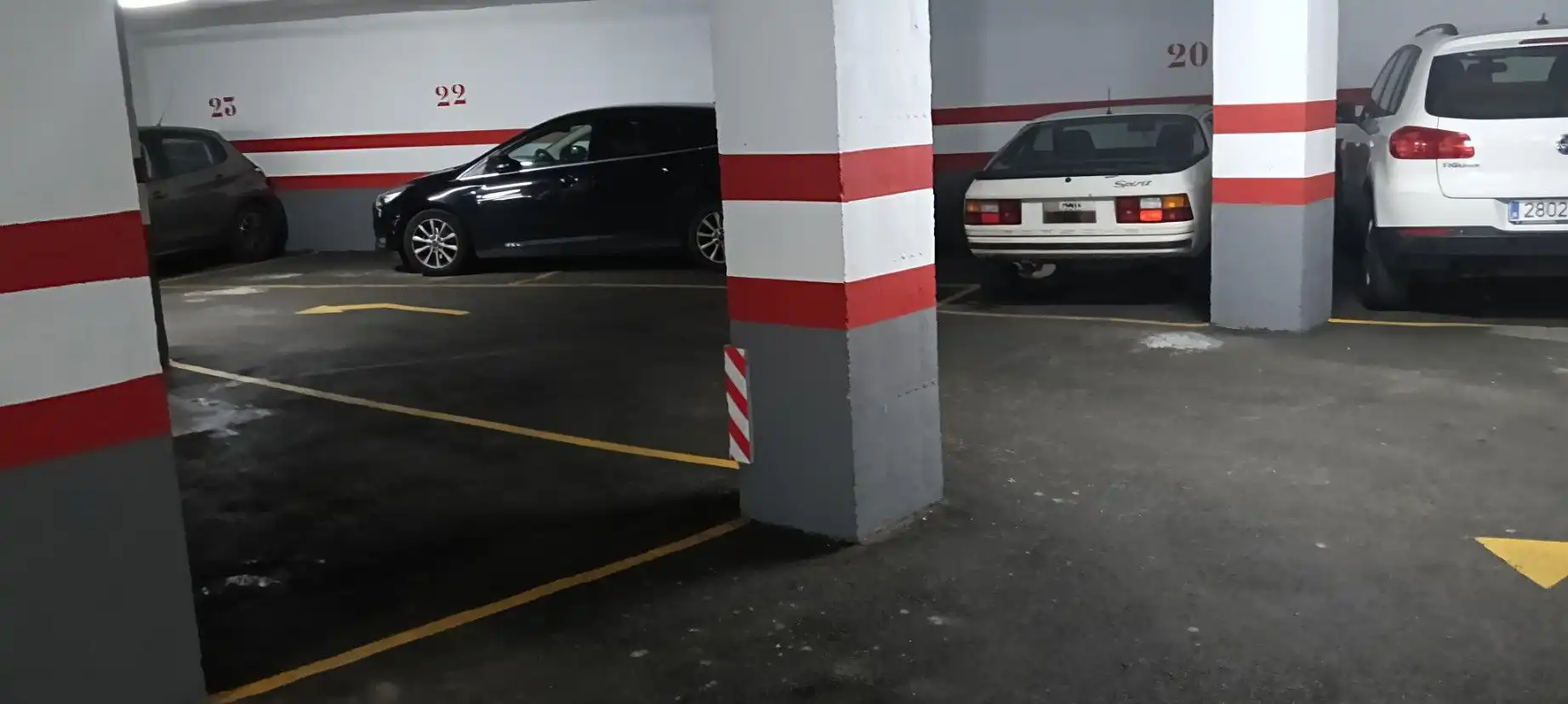 Parkplatz von Garage zum Verkauf in Zaragoza