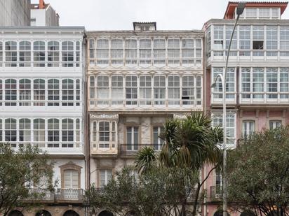 Vista exterior de Pis en venda en A Coruña Capital  amb Balcó