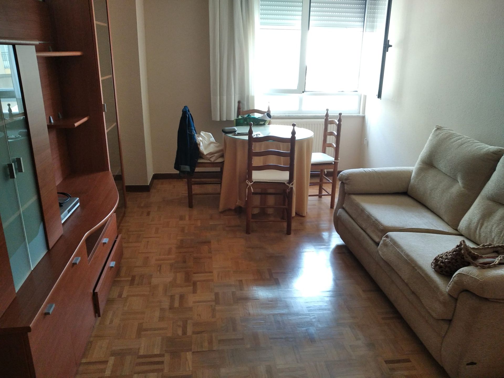 Living room of Apartment for sale in Salamanca Capital  with Heating, Parquet flooring and Furnished