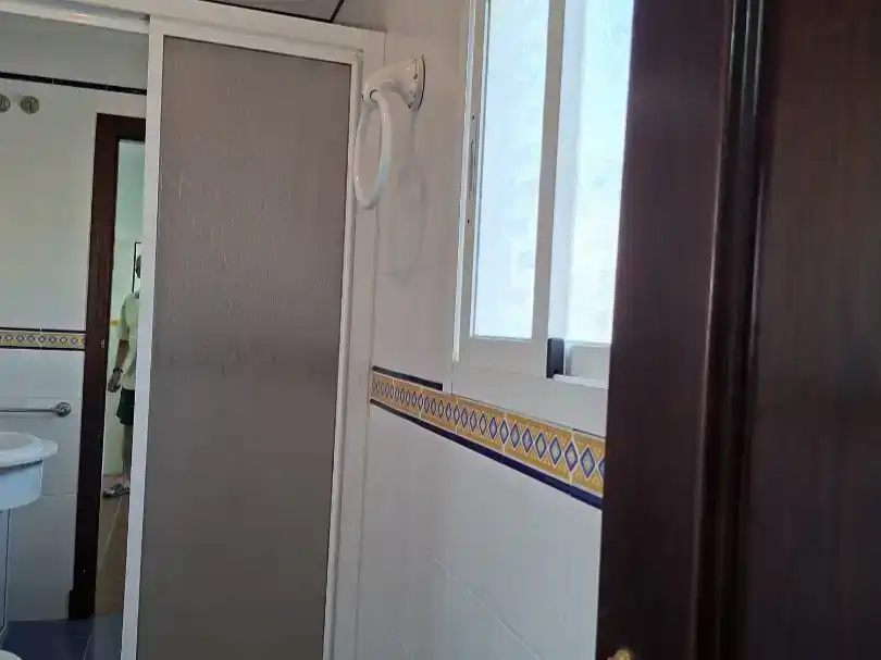 Bany de Pis en venda en Bornos amb Aire condicionat, Jardí privat i Moblat